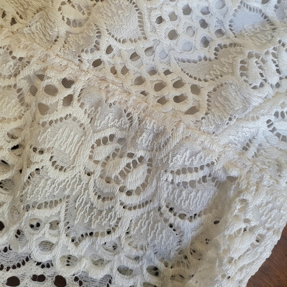 Altar'd State Lace Bralette. Size L - Picture 7 of 9